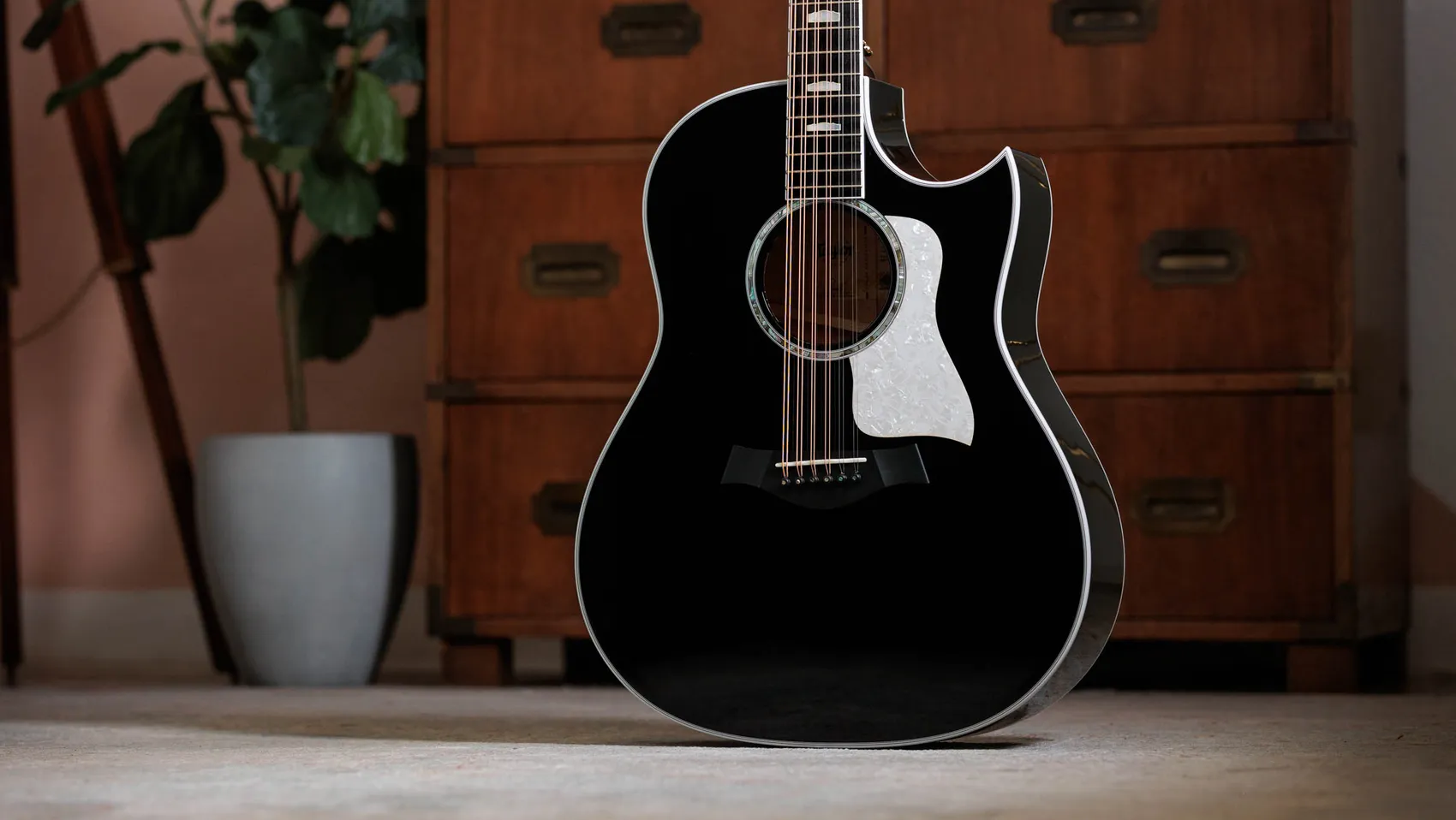 657ce Doce Doble Big Leaf Maple Acoustic-Electric Guitar | Taylor